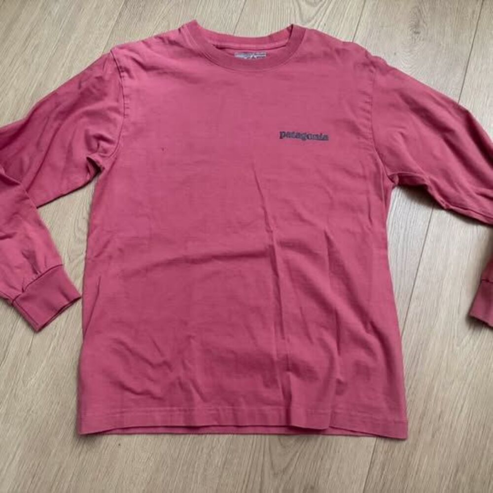 Patagonia Long Sleeve T-Shirt size small men’s